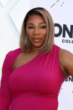 LOS ANGELES - 24 Mart 2022 'de Beverly Wilshire Hotel' deki ESSENCE 15. Yıldönümü Siyahi Kadınlar Ödülleri 'nde Venus Williams, 