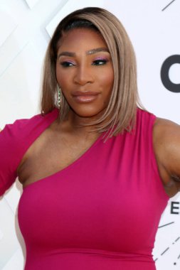 LOS ANGELES - 24 Mart 2022 'de Beverly Wilshire Hotel' deki ESSENCE 15. Yıldönümü Siyahi Kadınlar Ödülleri 'nde Venus Williams, 