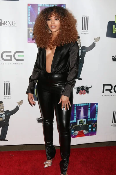 Los Angeles Mar Cheyenne Depree Unword Game Party Brio Medlemmar — Stockfoto