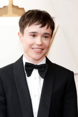 LOS ANGELES - 27 Mart 2022 'de Dolby Tiyatrosu' ndaki 94. Akademi Ödülleri 'nde Elliot Page