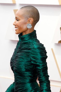 Jada Pinkett Smith, 27 Mart 2022 'de Dolby Tiyatrosu' ndaki 94. Akademi Ödülleri 'nde.