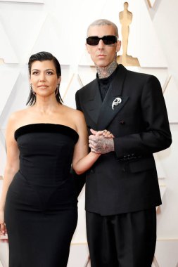 Kourtney Kardashian, Travis Barker 27 Mart 2022 'de Dolby Tiyatrosu' ndaki 94. Akademi Ödülleri 'nde.