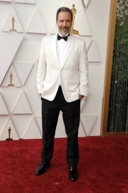 LOS ANGELES - 27 Mart 2022 tarihinde Dolby Tiyatrosu 94. Akademi Ödülleri 'nde Denis Villeneuve