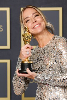 LOS ANGELES - 27 Mart 2022 tarihinde Dolby Tiyatrosu 94. Akademi Ödülleri 'nde Sian Heder