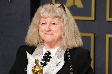 Jenny Beavan 27 Mart 2022 'de Los Angeles' ta Dolby Tiyatrosu 'nda 94. Akademi Ödülleri' nde.
