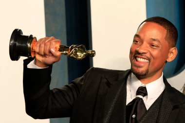 Will Smith, 27 Mart 2022 'de Wallis Annenberg Sahne Sanatları Merkezi' ndeki Vanity Fair Oscar Partisi 'nde.