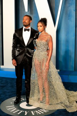 Michael B Jordan, Lori Harvey, 27 Mart 2022 'de Wallis Annenberg Gösteri Sanatları Merkezi' ndeki Vanity Fair Oscar partisinde.