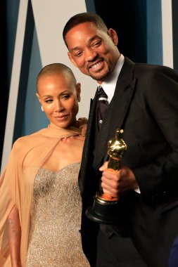 Jada Pinkett-Smith, 27 Mart 2022 'de Wallis Annenberg Gösteri Sanatları Merkezi' ndeki Vanity Fair Oscar Partisi 'nde Will Smith.