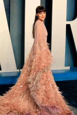 Dakota Johnson, 27 Mart 2022 'de Wallis Annenberg Sahne Sanatları Merkezi' ndeki Vanity Fair Oscar Partisi 'nde.