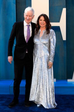 John McEnroe, Patty Smyth, 27 Mart 2022 'de Wallis Annenberg Gösteri Sanatları Merkezi' ndeki Vanity Fair Oscar partisinde.