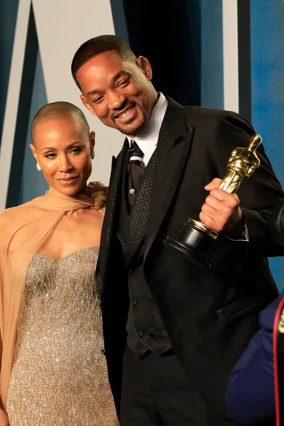 Jada Pinkett-Smith, 27 Mart 2022 'de Wallis Annenberg Gösteri Sanatları Merkezi' ndeki Vanity Fair Oscar Partisi 'nde Will Smith.