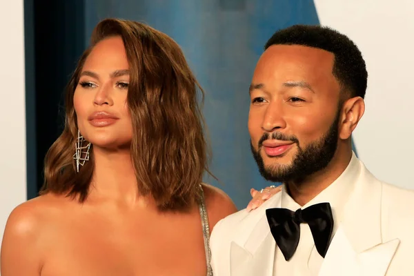 Los Angeles Mar Chrissy Teigen John Legend Bei Der Vanity — Stockfoto