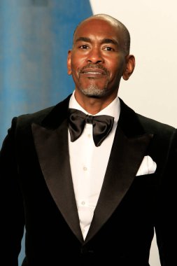 Paul Tazewell, 27 Mart 2022 'de Wallis Annenberg Sahne Sanatları Merkezi' ndeki Vanity Fair Oscar Partisinde.