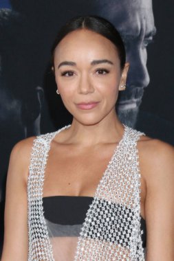 LOS ANGELES - 4 Nisan 2022 'de Los Angeles' taki Akademi Müzesi 'ndeki Ambulans galasında Ashley Madekwe