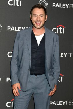 LOS ANGELES - 6 Nisan 2022 'de PaleyFest 2022' de Brandon Scott Jones - Dolby Tiyatrosu 'ndaki Hayaletler ve Mahalle 6 Nisan 2022' de Los Angeles, CA