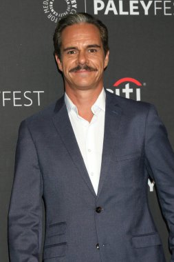PaleyFEST 2022 'den Tony Dalton 9 Nisan 2022' de Los Angeles 'taki Dolby Tiyatrosu' ndan Saul 'u arasan iyi olur.