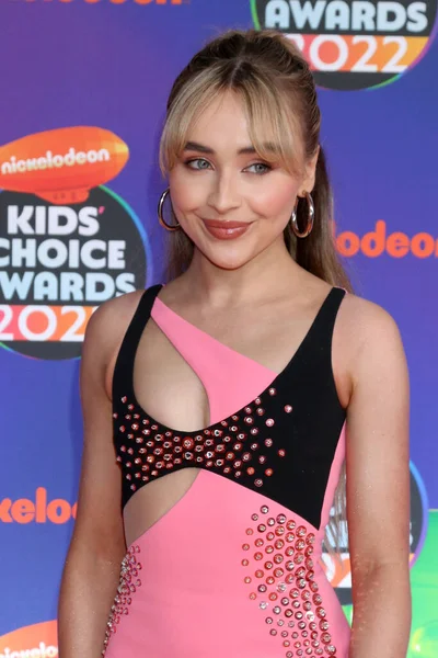Los Ángeles Abr Sabrina Carpenter Los Premios Kids Choice 2022 —  Fotos de Stock