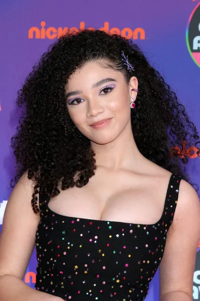 Malia Baker, Barker Hanger 'daki 2022 Çocuk Seçimi Ödülleri' nde 9 Nisan 2022, Santa Monica, CA