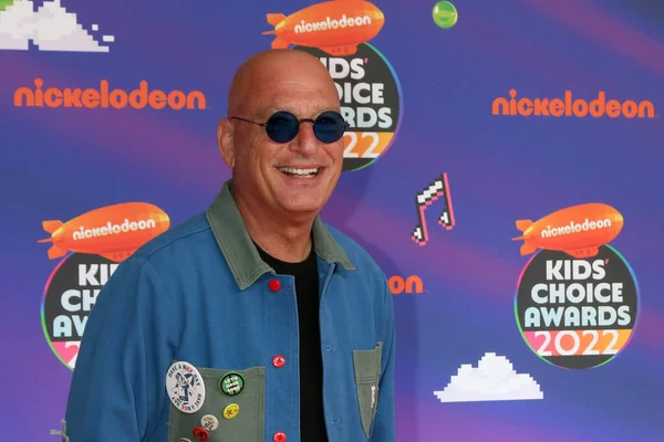 LOS ANGELES - 9 APR: 2022 Çocuk Seçimi Ödülleri 'nde Howie Mandel Barker Hanger' da 9 Nisan 2022 'de, Santa Monica, CA