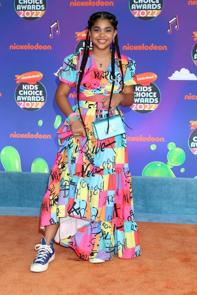 LOS ANGELES - 9 APR: 2022 Çocuk Seçimi Ödülleri 'nde Jaidyn Triplett, Barker Hanger' da 9 Nisan 2022, Santa Monica, CA