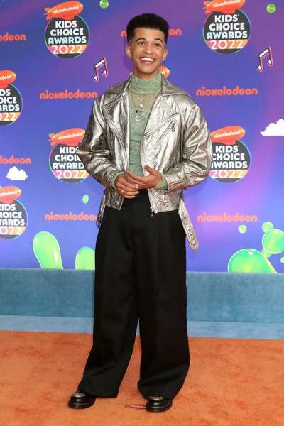 Лос Анджелес Apr Jordan Fisher 2022 Kids Choice Awards Barker — стоковое фото