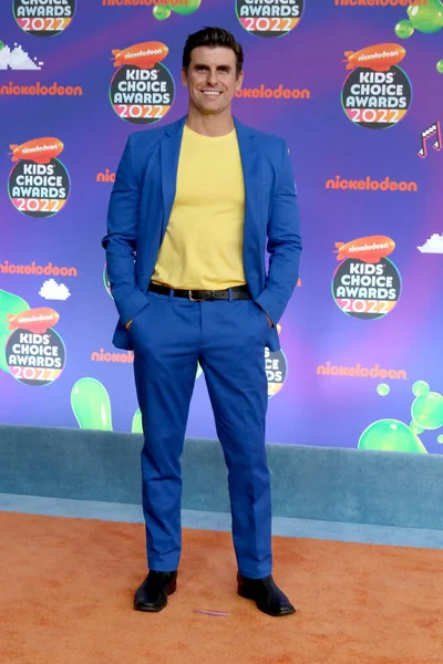 LOS ANGELES - 9 Nisan: 2022 'deki Cooper Barnes Barker Hanger Çocuk Seçimi Ödülleri' nde 9 Nisan 2022 'de Santa Monica, CA