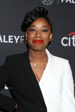 LOS ANGELES - 10 APR PaleyFEST Diona Reasonover 10 Nisan 2022 'de Los Angeles, CA' da NCIS Evreni