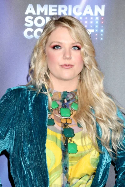 Alexis Cunningham, 11 Nisan 2022 'de Los Angeles, Kaliforniya' da bulunan Universal Stüdyoları 'nda Amerika Şarkı Yarışması 4.