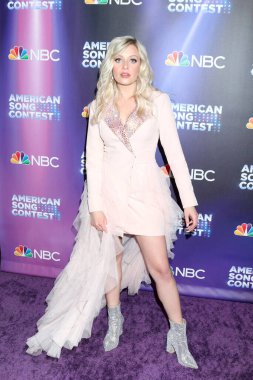 LOS ANGELES - 11 Nisan: Savannah Keyes 11 Nisan 2022 'de Los Angeles, Kaliforniya' da bulunan Universal Stüdyoları 'nda Amerika Şarkı Yarışması 4.