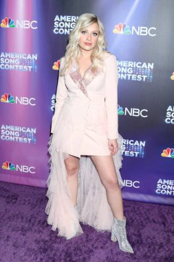 LOS ANGELES - 11 Nisan: Savannah Keyes 11 Nisan 2022 'de Los Angeles, Kaliforniya' da bulunan Universal Stüdyoları 'nda Amerika Şarkı Yarışması 4.