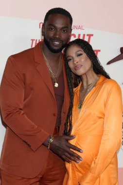 LOS ANGELES - 11 Nisan 2022 'de Los Angeles, CA' da The Flight Attendant 2. Sezon Prömiyer Gösterimi 'nde Mo McRae, Lex Davis