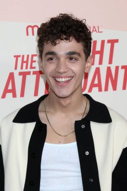 LOS ANGELES - 11 Nisan 2022 'de Los Angeles, CA' da The Flight Attendant 2.