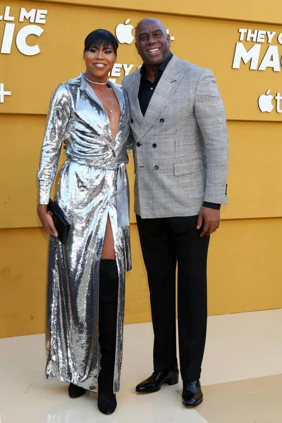 LOS ANGELES - 14 Nisan 2022 'de Westwood, CA' daki Village Theater 'da 