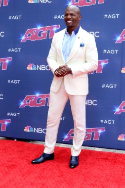 LOS ANGELES - 20 Nisan 2022 'de Pasadena, CA' da bulunan Pasadena Civic Auditorium 'da Terry Crews Yetenek Fotoğrafı Aldı 