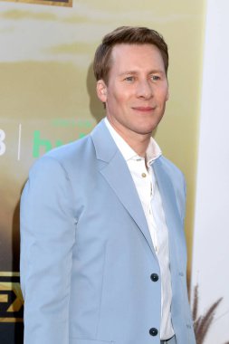 LOS ANGELES - 20 Nisan 2022 'de Hollywood Atletizm Kulübü' nde Cennet Sancağı Altındaki Dustin Lance Black, 20 Nisan 2022 'de Los Angeles, CA