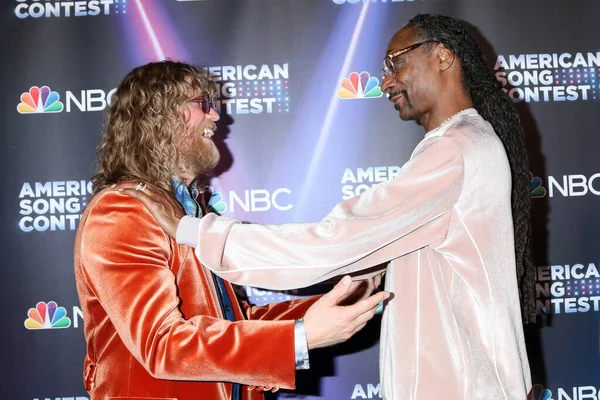 LOS ANGELES - 25 Nisan 2022 'de Universal Stüdyoları' nda Amerika Şarkı Yarışması 'nda Snoop Dogg yarı finale çıktı. 
