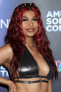 Sweet Taboo, ICP Bre, Amerikan Şarkı Yarışması Yarı Finalleri Canlı Gösterisi Kırmızı Halı - 2 Mayıs 2022 'de Universal Stüdyoları' nda, Universal City, CA