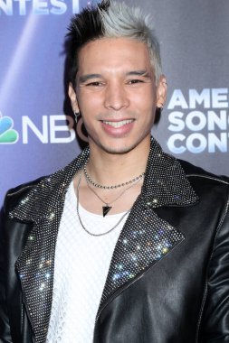 LOS ANGELES - 2 Mayıs 2022 'de Universal City, CA' de düzenlenen American Song Contest yarı finalleri canlı yayın kırmızı halı - 2. hafta Universal Stüdyoları