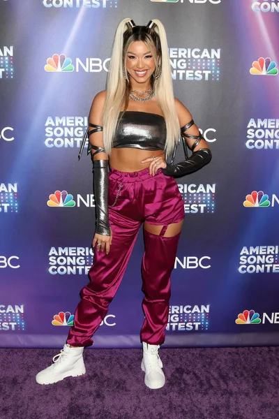 Sweet Taboo, Sami Ramos, 2 Mayıs 2022 'de Universal City, CA' de düzenlenen Amerikan Şarkı Yarışması Yarı Finalleri Kırmızı Halı - 2. hafta Universal Stüdyolarında