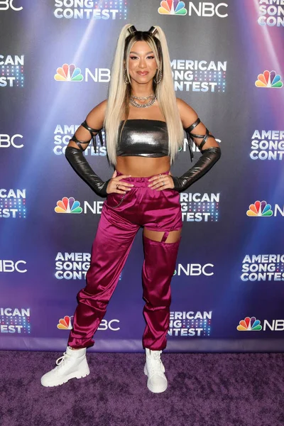 Sweet Taboo, Sami Ramos, 2 Mayıs 2022 'de Universal City, CA' de düzenlenen Amerikan Şarkı Yarışması Yarı Finalleri Kırmızı Halı - 2. hafta Universal Stüdyolarında