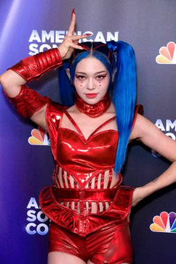 LOS ANGELES - 9 Mayıs 2022 'de Universal City, CA' de düzenlenen Amerikan Şarkı Yarışması Büyük Finali 'nde AleXa