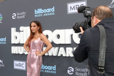 LOS ANGELES - 15 Mayıs 2022 Anitta, MGM Garden Arena 'daki 2022 Billboard Müzik Ödülleri' nde 15 Mayıs 2022, Las Vegas, NV