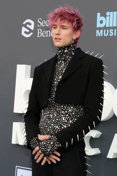Лос Анджелес Мая Пулемет Келли Церемонии 2022 Billboard Music Awards — стоковое фото