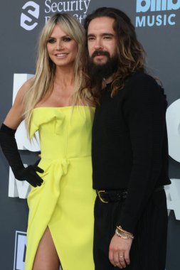 LOS ANGELES - 15 Mayıs 2022 'de MGM Garden Arena' da verilen 2022 Billboard Müzik Ödülleri 'nde Heidi Klum, Tom Kaulitz