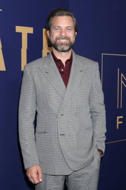 LOS ANGELES - 22 Mayıs 2022 NBCU FYC House Organizasyonları 'nda Joshua Jackson - Dr. Ölüm 22 Mayıs 2022' de Los Angeles, CA