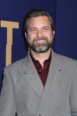 LOS ANGELES - 22 Mayıs 2022 NBCU FYC House Organizasyonları 'nda Joshua Jackson - Dr. Ölüm 22 Mayıs 2022' de Los Angeles, CA