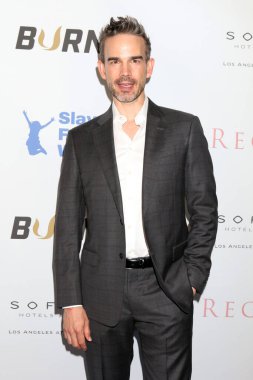 LOS ANGELES - 2 Haziran 2022 'de Los Angeles Sofitel' deki REGARD Dergisi 'nin Yaz Sayısı Sürüm Partisi' nde Christopher Gorham