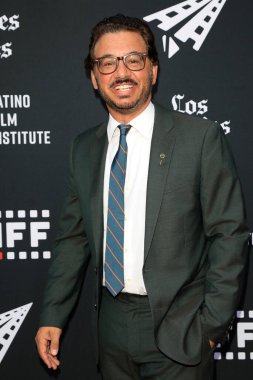 LOS ANGELES - 1 Haziran 2022 'de Los Angeles, CA' da TCL Çin Tiyatrosu 'nda Mija' nın açılış gecesi gösteriminde Al Madrigal