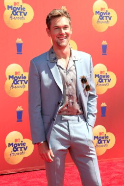 LOS ANGELES - 5 Haziran 2022 MTV Film ve TV Ödülleri 'nde Taylor John Smith 5 Haziran 2022' de Santa Monica, CA