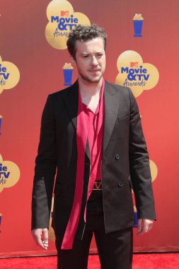 LOS ANGELES - 5 Haziran 2022 MTV Film ve TV Ödülleri 'nde Joseph Quinn 5 Haziran 2022' de Santa Monica, CA